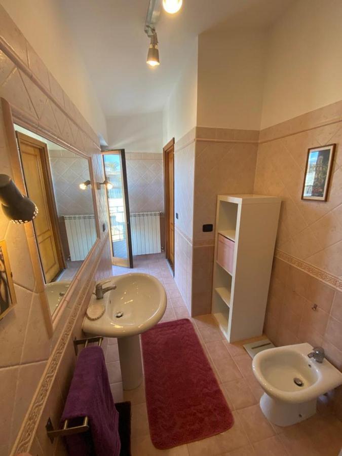 Casa Cirella Near Anagnina Metro Apartment Rome